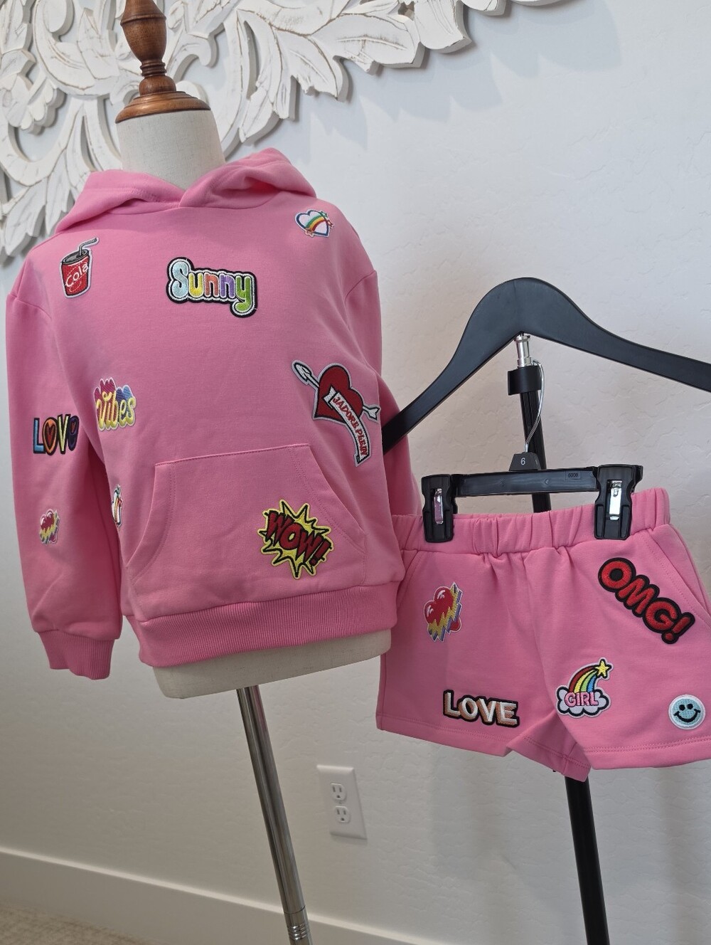 GB Girls Bright Pink Hoodie & Shorts Word Patch Set Size 6 NWT